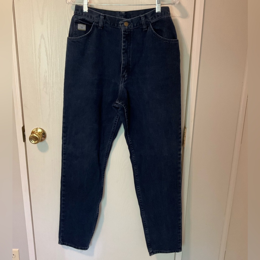 Vintage “Wrangler for Women” Dark Wash Straight Cut Jean Size 12